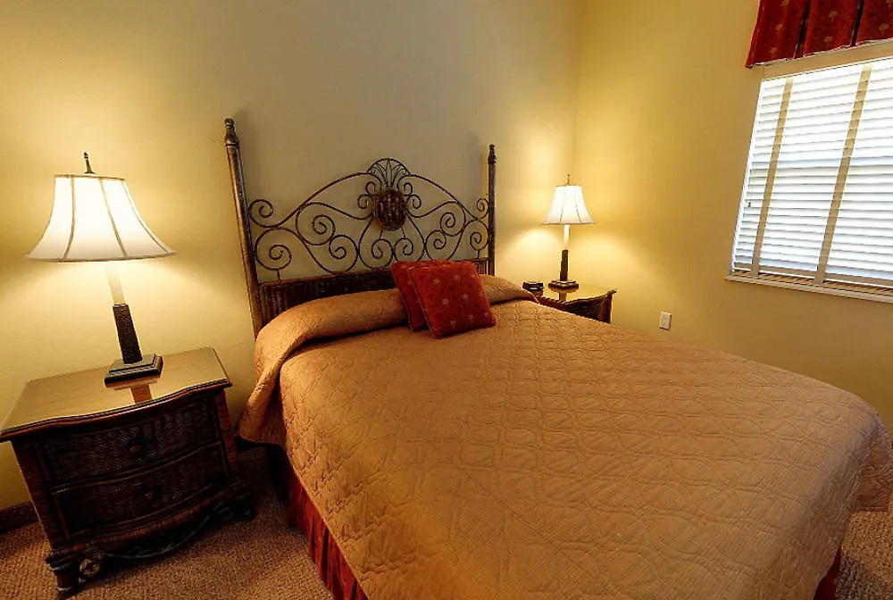 **  Getaways At Destin Holiday Beach Resort 美国