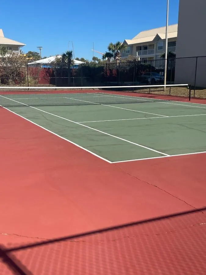 Getaways At Destin Holiday Beach Resort